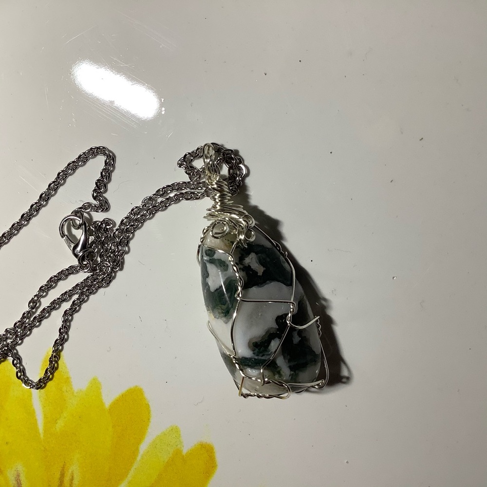 Crystal necklace, moss agate crystal pendant, meditation stone for women, gift